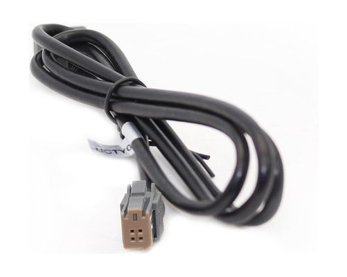 Адаптер для кабельной радиоустановки с USB-кабелем